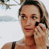 Vertra Ehukai Beige Face Stick SPF 38 - Image 4