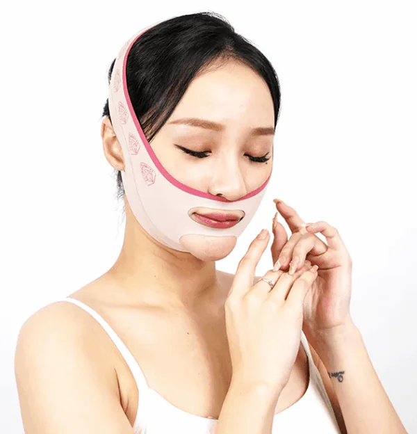 V-Face Lifting Bandage Mask – Achieve a Sculpted Look from Home 1 Comfortable and effective V-face lifting bandage for daily facial contouring.